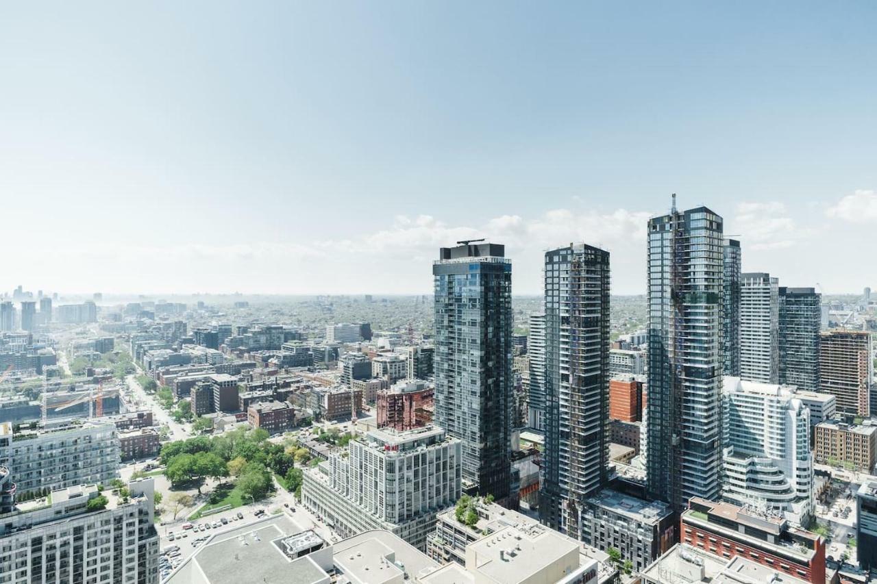 Bright Condo In The Heart Of Toronto Esterno foto
