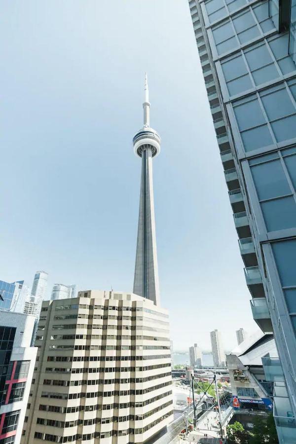 Bright Condo In The Heart Of Toronto Esterno foto