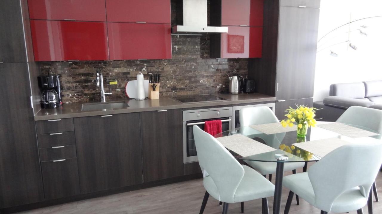 Bright Condo In The Heart Of Toronto Esterno foto